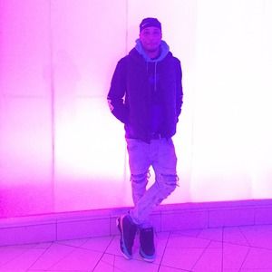 Meet your Posher, Damario